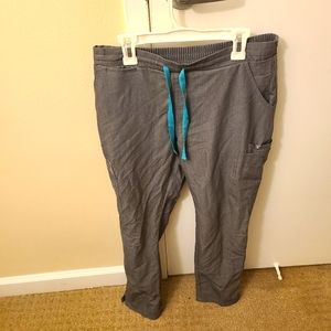 Figs scrubs yola pants size 8 graphite gray